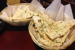garlic naan & roti